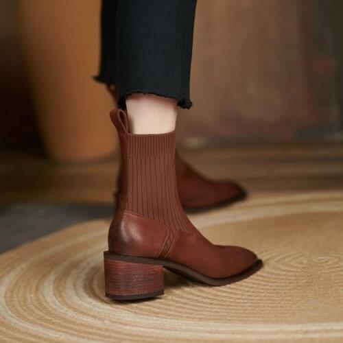 2021 New Ankle Boots for Women Genuine Leather Med Heel Winter Modern Boots Women Concise Short Boots Retro Women Shoes brown