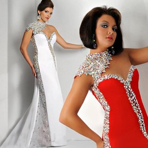 Plus Size Evening Dresses High Neck Crystal Prom Dresses Cap Sleeves Beaded Backless Chiffon Formal Party Gowns 2020