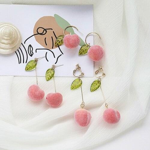 1 Pair Simulation Peach Stud Earrings Girl Cute Romantic Contracted Acrylic Leaves Tassel Earrings for Women Jewelry Gift
