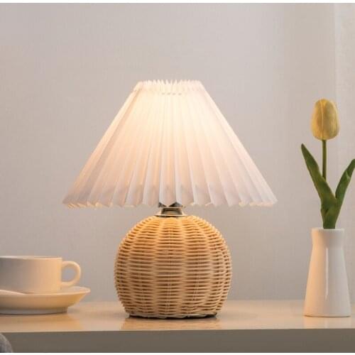 Vintage pleated table lamp rattan LED table lamps for living room standing lamp study bedside lamp table decor light fixtures