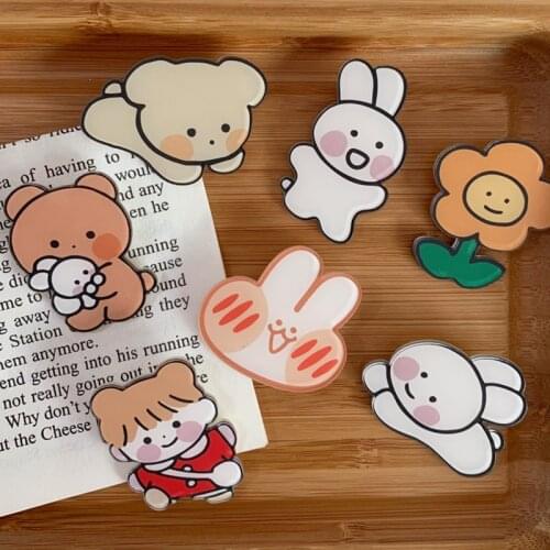 2021 New Cute Acrylic Pin Lovely Cool Animal Brooches Bag Lapel Pin Cartoon Rabbit Badge Jewelry Gift for Friends Button Brooch