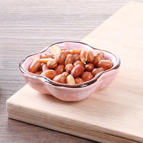 Japanese-Style Creative 3 Colors Snowflake Glaze Hexagonal Circular Ceramic Plum-Shaped Ceramic Dish Sauce Dish Kitchen Supplies