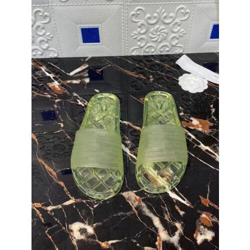 2021 new jelly transparent womens slippers home antiskid sandals out travel beach shoes womens casual shoes35-41