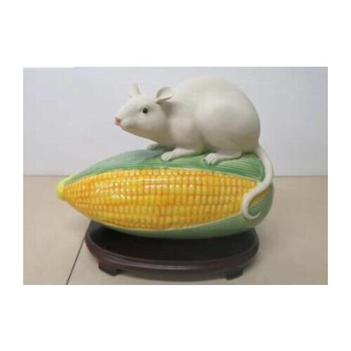 Year of the rat Zodiac mouse gold Shek Wan ceramic doll High-end luxury Animal Sculpture statue carving Home Decoration