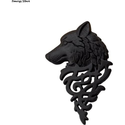 Wolf Totem Brooch Mens Suit Matching Banquet Party Mens Brooch Retro Wolf Head Carved Brooch Gift Friend Husband Wedding Decor