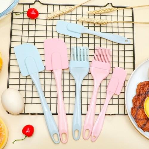 Non-stick Cream Scraper DIY Bread Cake Butter Spatula Mixer Oil Brush Kitchen Baking Tool Silicone Chocolate Smoother Tools