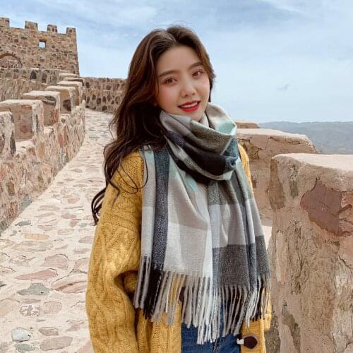 2020 New Style for Autumn and Winter Cashmere Color Plaid Scarf British Fashion Thick Warm Shawl women