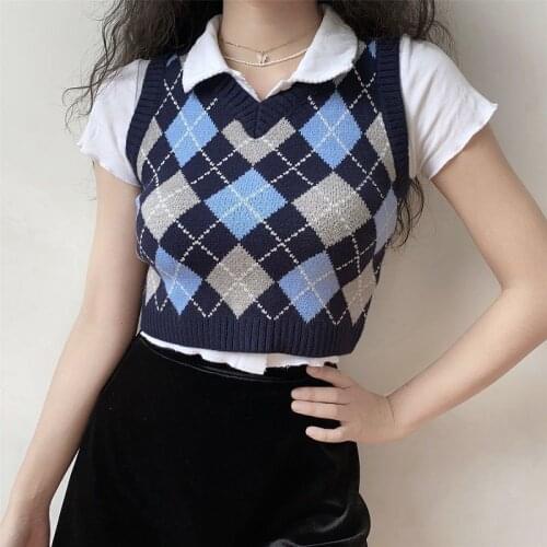 Women Sweater Vest 2021 Spring Korean Style Vintage Argyle Plaid V Neck Sleeveless Pullover Slim Short Knitted Waistcoat T584