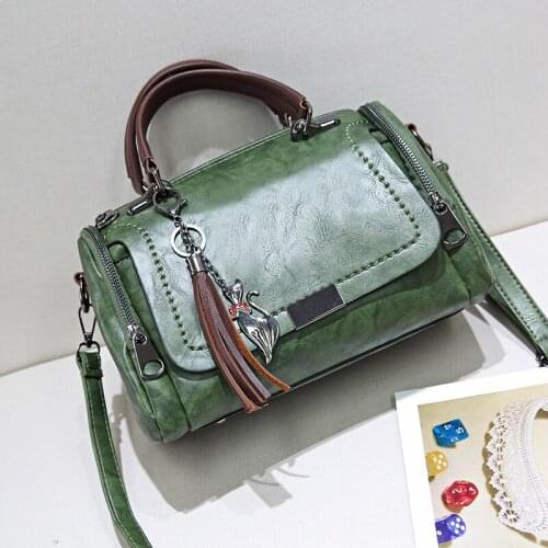 2021 New Womens Summer Bag Fashion Large-capacity Messenger Bag Female Tide Wild Tassel Shoulder Bag Female