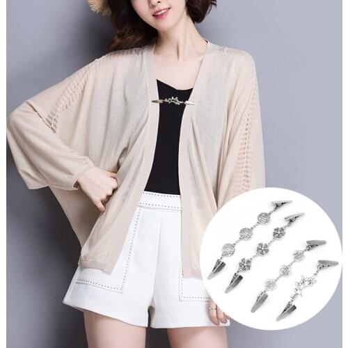 Retro Sweater Cardigan Clips Keeper Fashion Brooches Shawl Duck Clip Buckles Clothes Decor Beaded Pearl Pin Brooch Metal Buckle