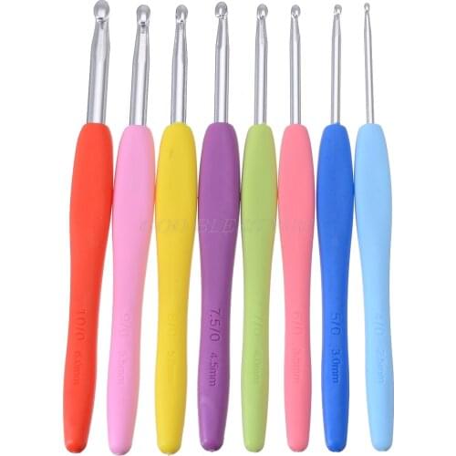 8 PCS Sweater Sewing Needles Aluminum Crochet Hook Knitting Needles with Colorful Soft Handle Kit 2.5/3/3.5/4/4.5/5/5.5/6 mm