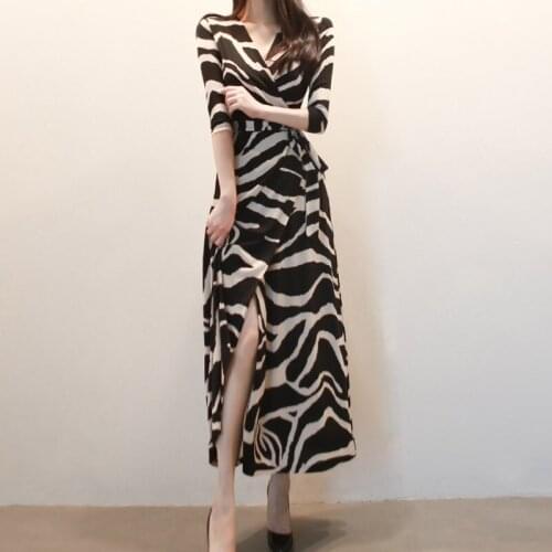 Fashion women new arrival long beach sun dress casual temperament outdoor party high quality vintage v-neck trend a-line dress