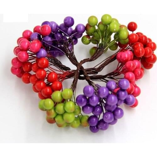 40Pcs on 1 Bunch Emulated Artificial Berries Lifelike Fake Fruit Food Home Decor for Amble Exhibition Hall Game Props Promotion