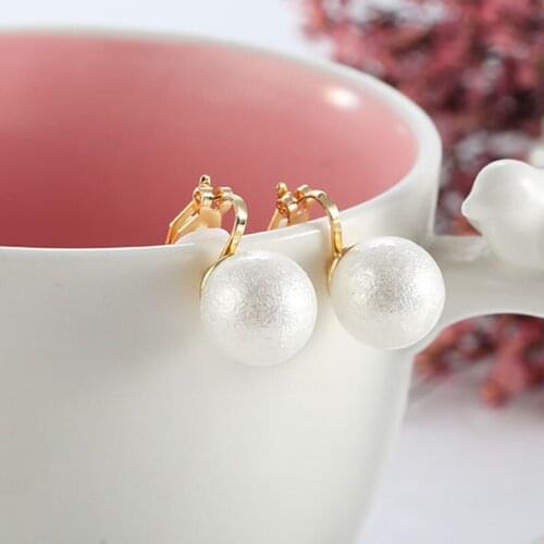 New Arrival Hot Brand Simulated Pearl Clip on Earrings Without Piercing for Women Statement Jewelry Wedding Fashion Earrings