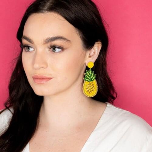 Dvacaman Yellow Color Pineapple Earrings Bohemian Handmade Colorful Beaded Statement Dangle Earrings for Women Jewelry Wholesale