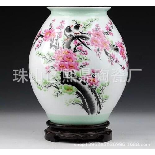 Jingdezhen Ceramic high-end hand-painted vases look very happy blessing cylinder Fashion Home Decoration Collection Buyers
