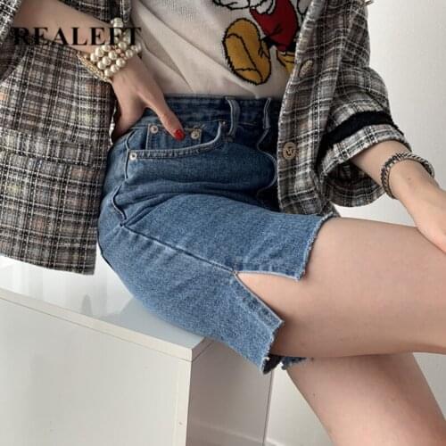 REALEFT 2021 New High Waist Washed Blue Women Denim Half Pants Buttons Casual Fashion Female Split Pencil Jeans Trouses Summer
