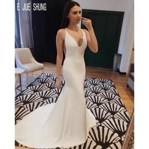 E JUE SHUNG White V Neck Wedding Dresses Simple Backless Mermaid Wedding Gowns Sleeveless Bridal Dresses vestido de noiva