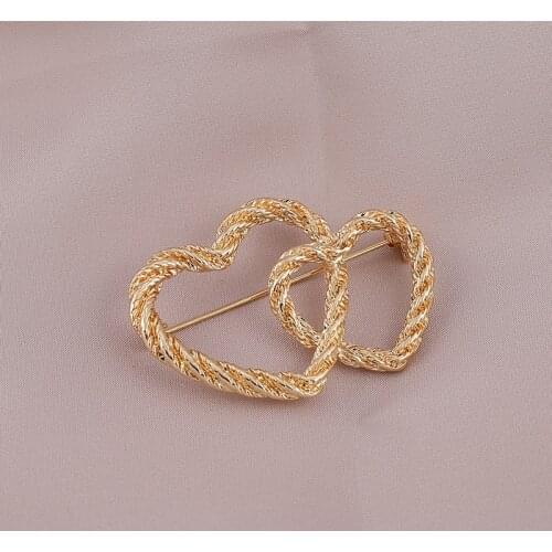 Fashion classic defiled the three-dimensional texture coat temperament cardigan knitting corded love ms brooch brooches