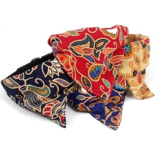 Pet Neck Accessoires Dogs Tie saliva towel collar Bibs Cat Teddy Necklace Non-fading cotton triangle pet collar