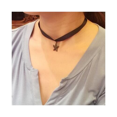 2021 new Velvet star necklace restoring ancient ways of Punk lace collar neck girl band short paragraph clavicle