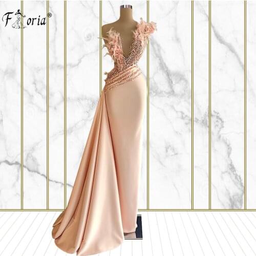 Sexy V Neck Pink Feathers Evening Dress With Sweep Train Beading Elegant Long Formal Prom Dresses 2021 vestido sirena largo