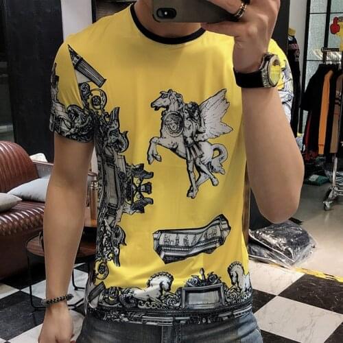 Summer Top New Round Neck Slim Tee Shirt Homme Ice Silk Short Sleeve T-shirt Mens Fashion Yellow Print Tshirt For Men Trend 2021