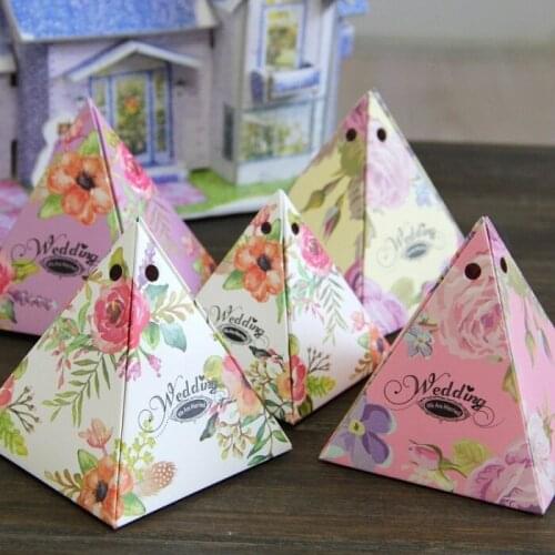 Festival supplies candy box bag chocolate paper gift package for Birthday Wedding Party DIY baby shower large flower/cream Wh