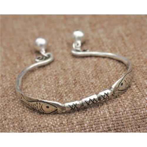 Hot selling hand silver plated engraved fish bracelet girls retro old bell Bracelet free of freight