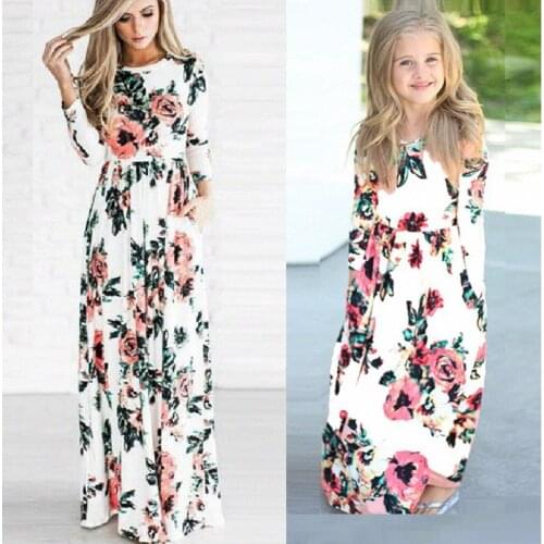 Flower Mommy and Me Dresses Clothes Mom Baby Girl & Woman Outfits Family Look Mother Daughter Long Dress Family Matching Clothes