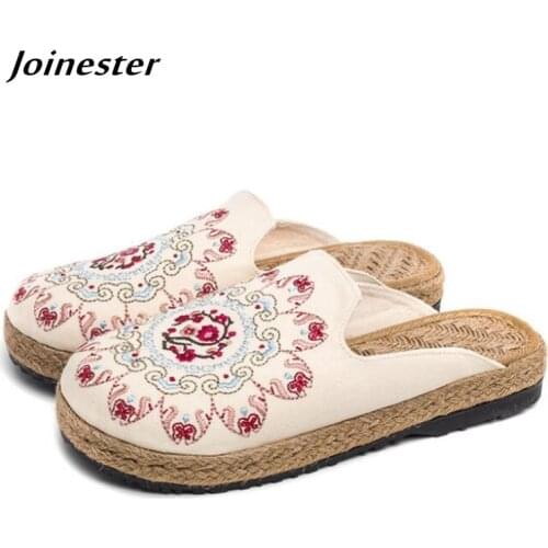 Chinese Style Outdoor Slipper Women Embroider Flat Slides Casual Slip on Sandals Ladies Moccasins Woman Floral Embroider Flats