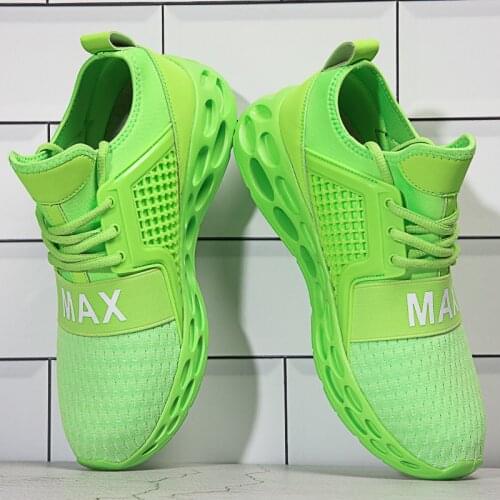 2020 Mens Summer New Casual Shoes Woman Lightweight Large Size Outdoor Sports Shoes Beach Shoes Couple Mesh 48 Yards 47 White