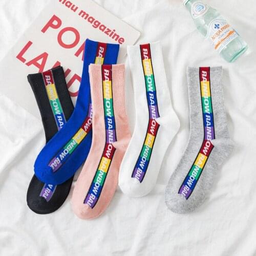 Ins Hot Style Rainbow Stripe Womens Mens Unisex Socks Cute Fashion Street Skateboard Socks Fashion Sport Socks Drop Shipping