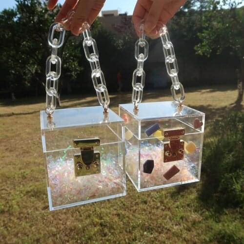 Ins Blogger Designer Model Transparent Acrylic Portable Crystal Gift Box Valentines Day Honey Bag Acrylic Decorative Box