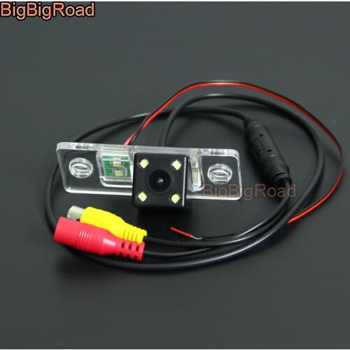 BigBigRoad For Volkswagen Touareg / Golf V / Passat B5 / Tiguan / Polo / Santana Wireless Camera Car Rear View Reverse Camera