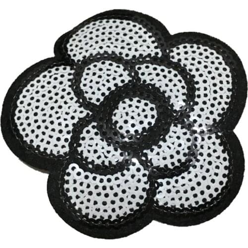 10 Pieces/lot Small Flower Sequined Iron on Patches for Clothes Shoes Floral Sequins Applique Patch DIY Decoration Sewing Repair