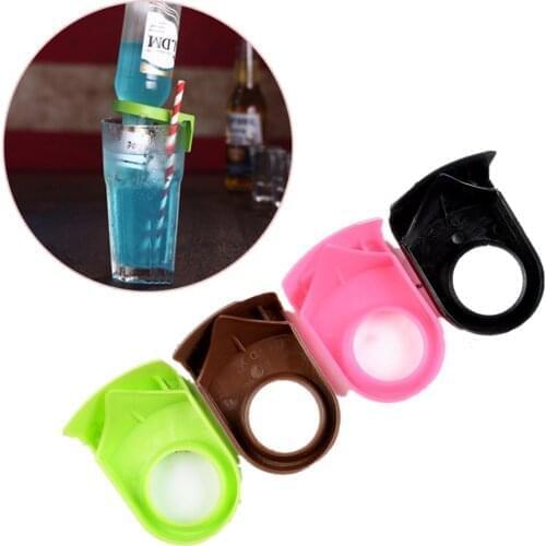 2pcs Plastic Bottle Buckles Beer Holders Wine Glass Clip Holders Drink Clips Beer Cocktail Snap for Wine Glass