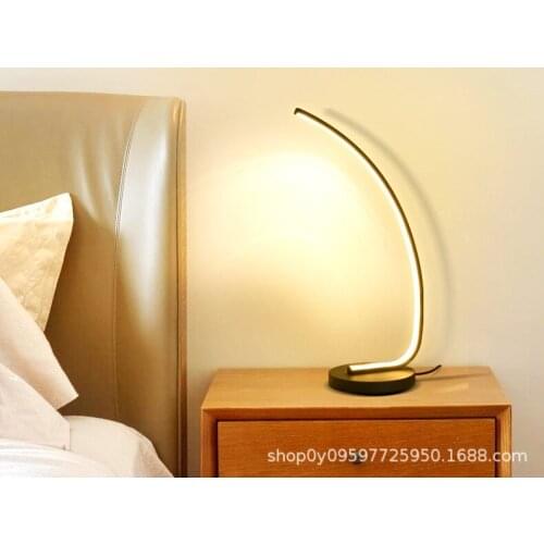 Desk lamp bedside lamp bedroom ins girl creative simple modern romantic Nordic remote control desk dressing table light black