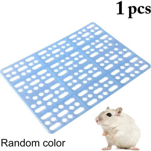 Pet Hamster Cage Mat Plastic Non-slip Multipurpose Hamster Rabbit Foot Mat Bunny Feet Pad Small Animal Cage Mat