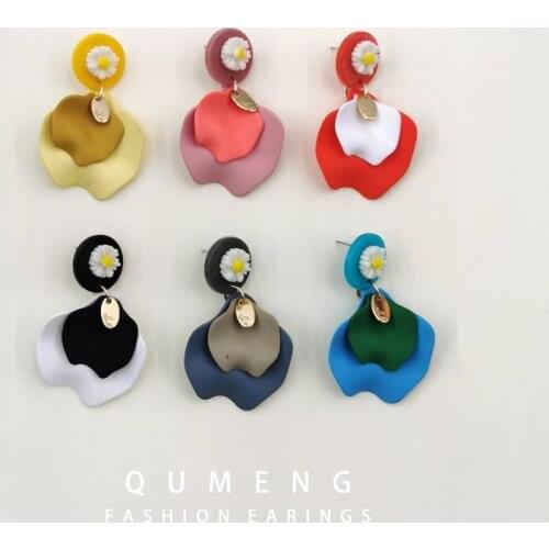 QUMENG 2020 New Korean Style Spray Paint Stud Earrings for Women Simple Style Elegant Flower Earrings