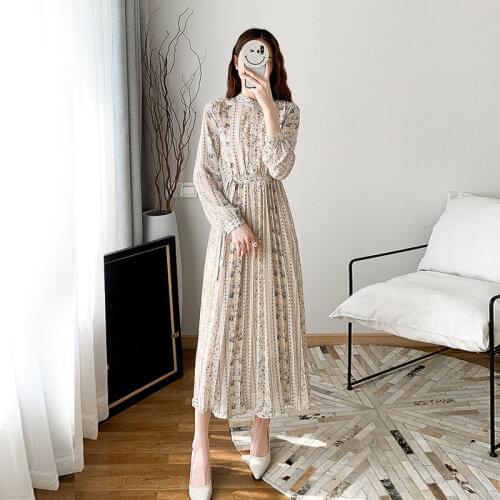2021 Autumn Winter Vintage Party Dress Elegant Sexy Long Sleeve Dress Boho Beach Female Floral Print Dresses for Women Clothes