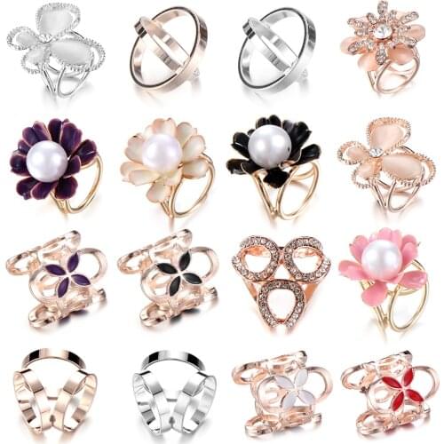 Vintage Brooch Pins Rhinestone Garland Hoop Twine Brooch Scarf Clip Buckle Holder Pin Crystal Shawl Buckle Jewelry Accessories