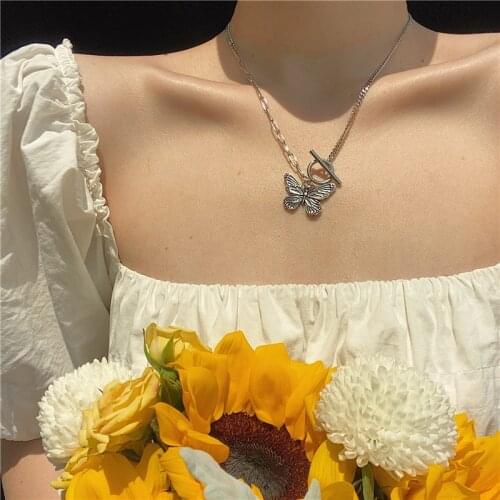 2020 New Fashion Retro Butterfly Necklaces Same Bracelet OT Buckle Clavicle Chain Necklace For Women Charm Jewelry Gift