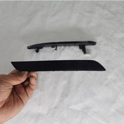 2pcs Side logo reflector Front Bumper For 2008-14 BMW E71 X6 2010-13 E70 X5M Smoked Black