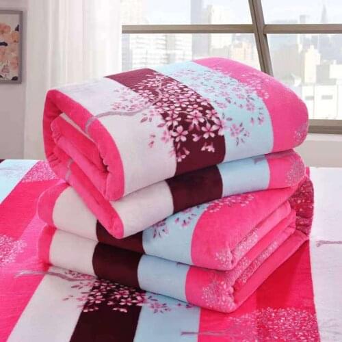 100*120cm Flannel Comfortable Household Blanket Autumn And Winter Super Soft Keep Warm Sofa/Baby Blanket Diapers Swaddle Wrap