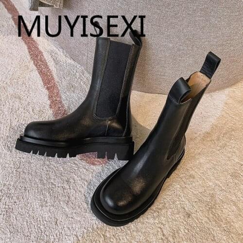 Black boots natural leather round toe keep warm platform increased preppy style 5.5cm heels Hollywood superstar TN39 MUYISEXI