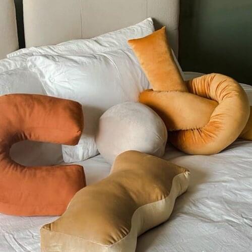 Pillow Cushion Three-Dimensional office от храпа 2019 Geometric Velvet INS Nordic Style Cute Sofa Decoration Satijnen Kussensloo