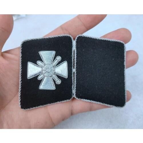 PAIR WWII Elite 29th Waffen Gren.Div. 1st Russian Officer right collar tab