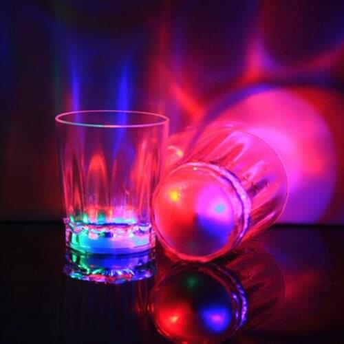 LED Luminous Wine Cup New Fashion Colorful Led Light Flashing Shot Glass Red Wine Beer Drinks Water Neon Mug For Bar Party