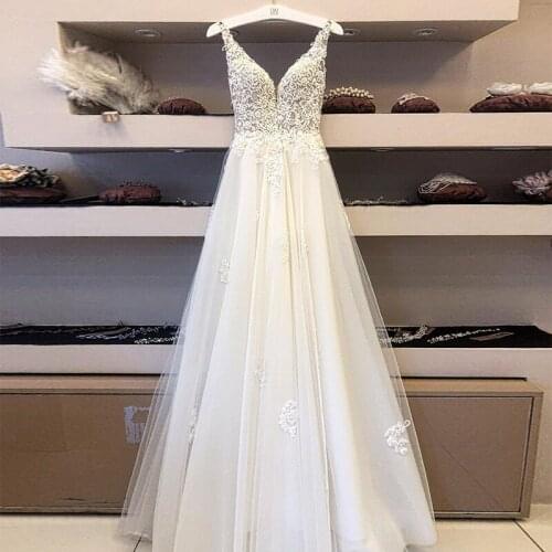 Gorgeous Spring Summer V Neck Sleeveless Applique Lace A Line Floor Length Beach Party Wedding Dress